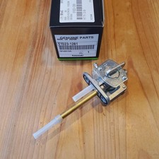 KAWASAKI Genuine 2000-2001 W650 EJ650 FUEL TAP PETCOCK 51023-1281 NEW from JAPAN
