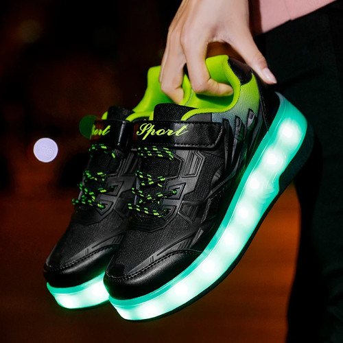 Classic style roller skates - style,