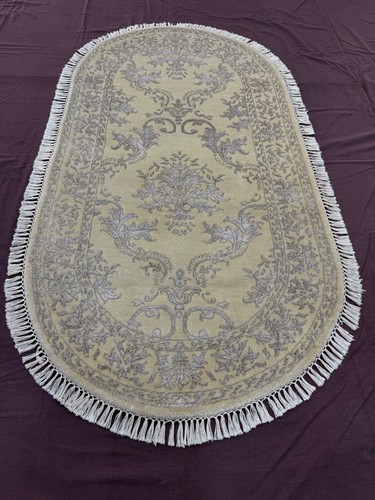 Classical hand knotted wool - hand,