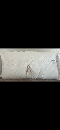Lovely raggedy flowers with - lovely,