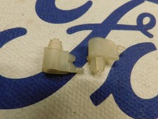FORD ESCORT MK3  DOOR ROD CLIPS NOS GENUINE FORD X 2