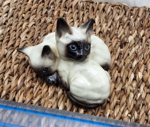 Siamese cats kittens figurine - siamese,