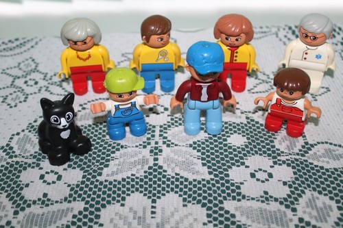 Duplo lego family figures - 7,