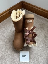 GENUINE UGG BOOTS W BAILEY BOW