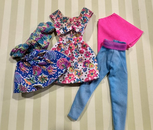 Bundle 1995 barbie outfits - 1995,