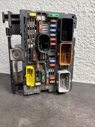 Psa peugeot citroen r05 - psa,