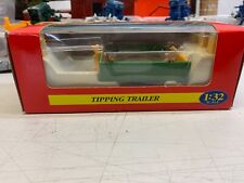 BRITAINS.1:32.FARM.GREEN TIPPING TRAILER.HAY STRAW RAVES.BALES. TRACTOR DRAWN