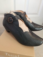 Think Court Shoes Aida Capra