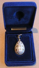 Franklin Mint : Vintage White