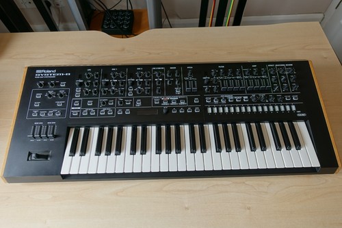 Roland system plug - roland,