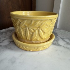 Vintage Yellow McCOY Leaves 4'