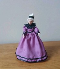 Doll House 1:12 Scale