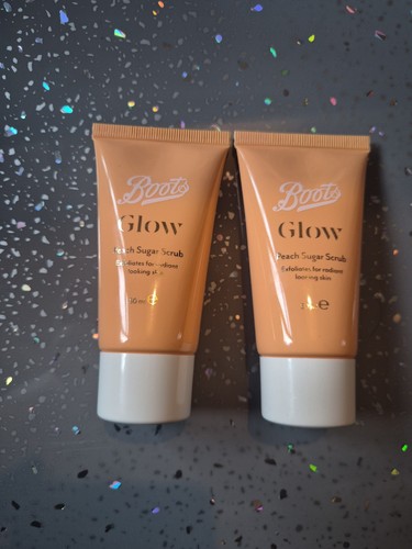 Boots glow peach sugar scrub - glow,