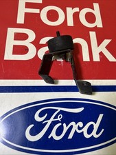 Ford Cortina V6 engine mount