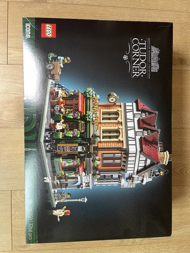 Lego icons tudor corner - tudor,