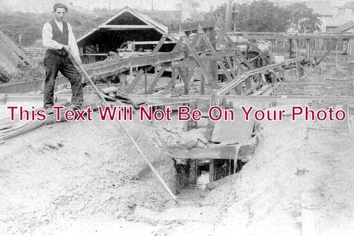 1088 mine worker working - co,