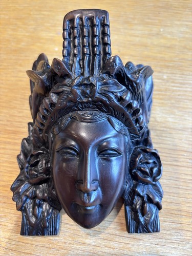 Decorative resin face - resin, mask