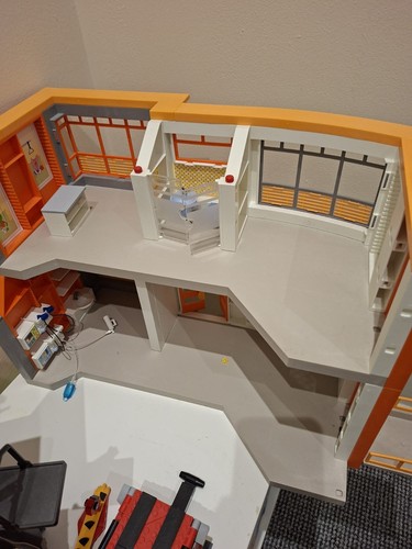 Playmobil hospital set - playmobil,