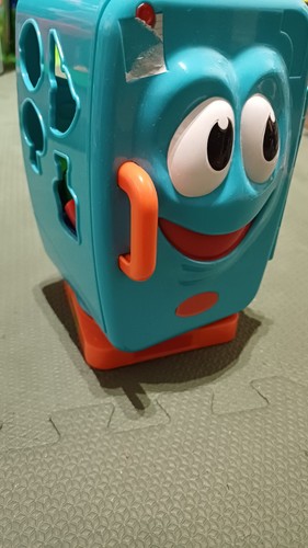 Shapes fridge toy - fridge,