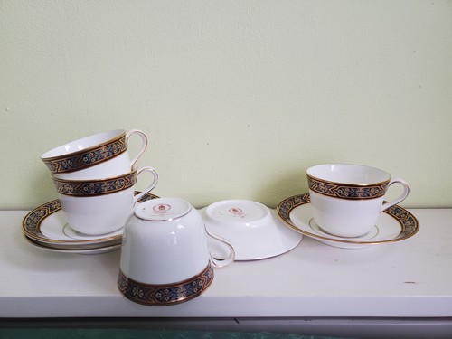 Royal crown derby dauphin - royal,