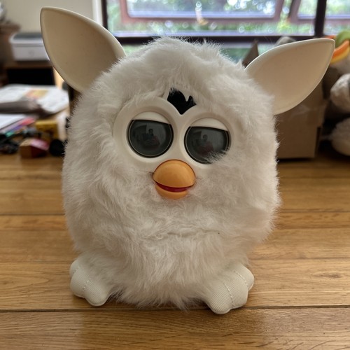 Furby 2012 yeti fluffy white - -,