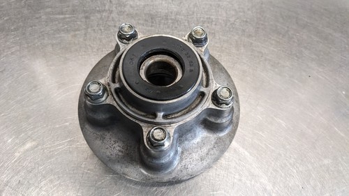 Suzuki gsxr750 rear sprocket - suzuki,