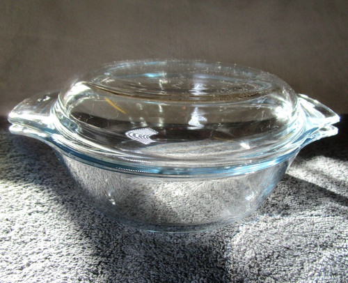 Lovely vintage pyrex - vintage,