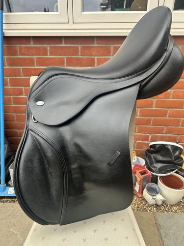Throwgood saddle black - gp,