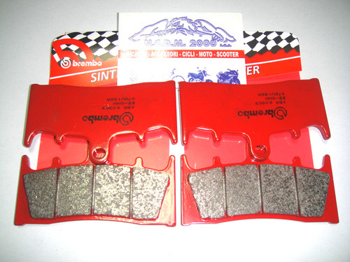 Front brake pads - front, brembo