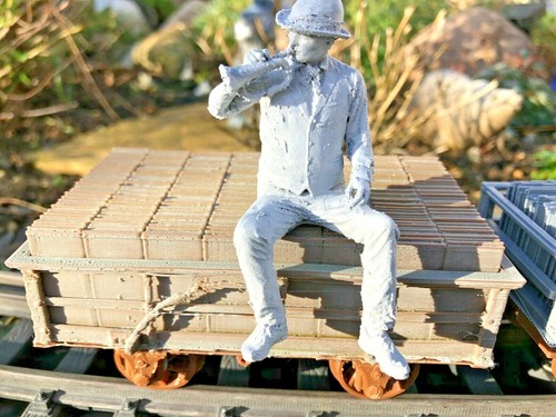 16mm sitting brakeman huw - brakeman#2,