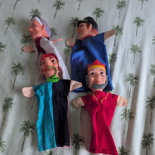 Vintage punch judy style - &,