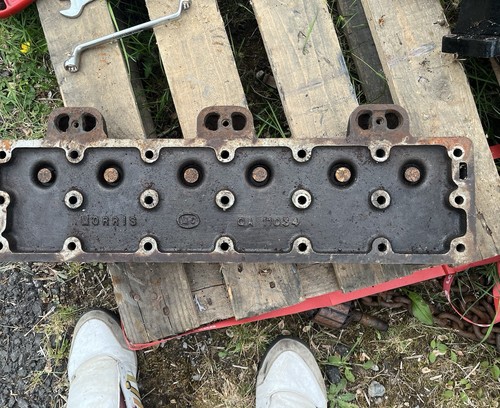 Six cylinder side - six,