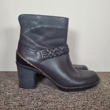 Clarks Active Air Boots Black