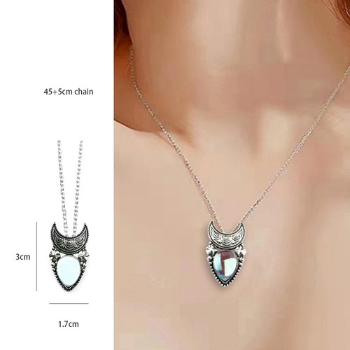 Moonstone leaf pendant - leaf,