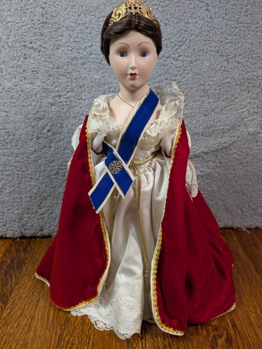 Franklin mint 1983 - mint, queen