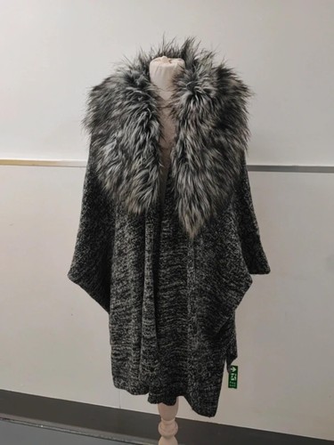 Faux fur collar - faux,