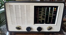 Vintage Pye Valve Radio Converted To Bluetooth 