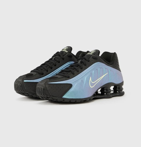 Nike shox black size - r4,