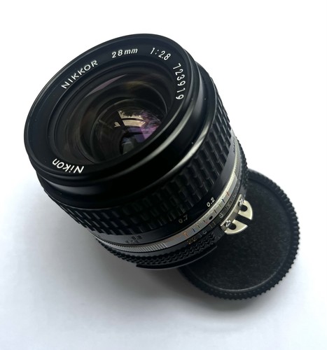 Nikon nikkor 28mm - nikkor, f2.8