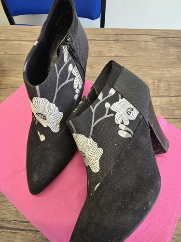 Ruby shoo black white floral - ruby,