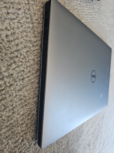 Dell xps 9560 - dell,