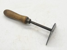 VINTAGE TRIANGLE PAINT SCRAPER DECORATING TOOL WOODEN HANDLE DIY