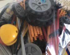 *K'NEX MIXED LOT INC CLOCKWORK