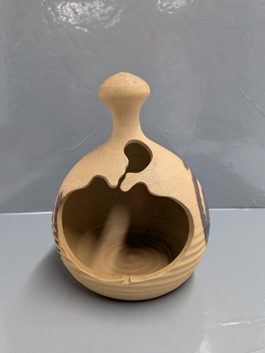 Studio art pottery bird - studio,
