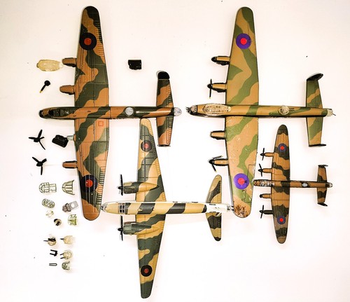 Corgi aviation lancaster - 3,