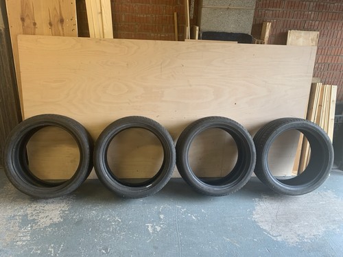 Set 235 19 - 235/40/19, bridgestone