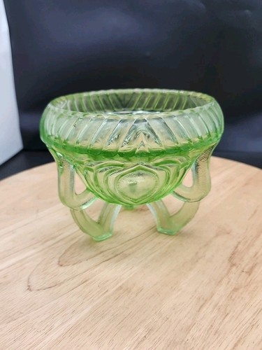Sowerby art deco posy - art,