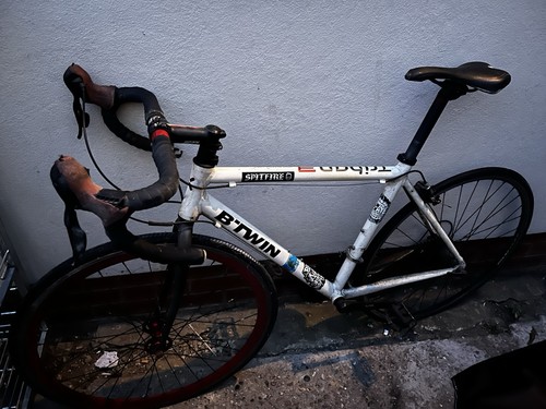 Btwin triban road bike - triban, 3