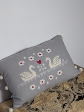 Jan Constantine England 100% Wool Feathers Filled Love Swans _ See Description 