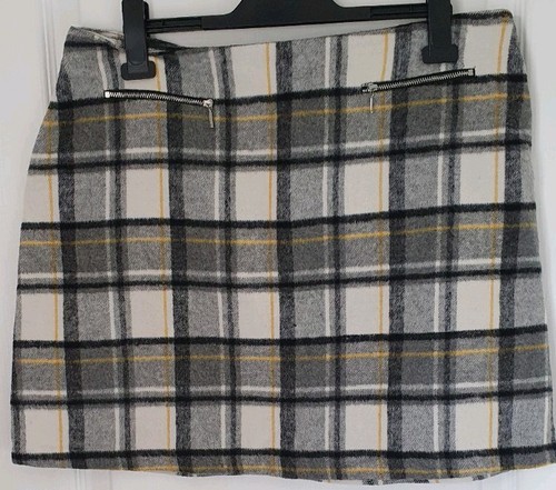 Ladies thick check mini skirt - check,